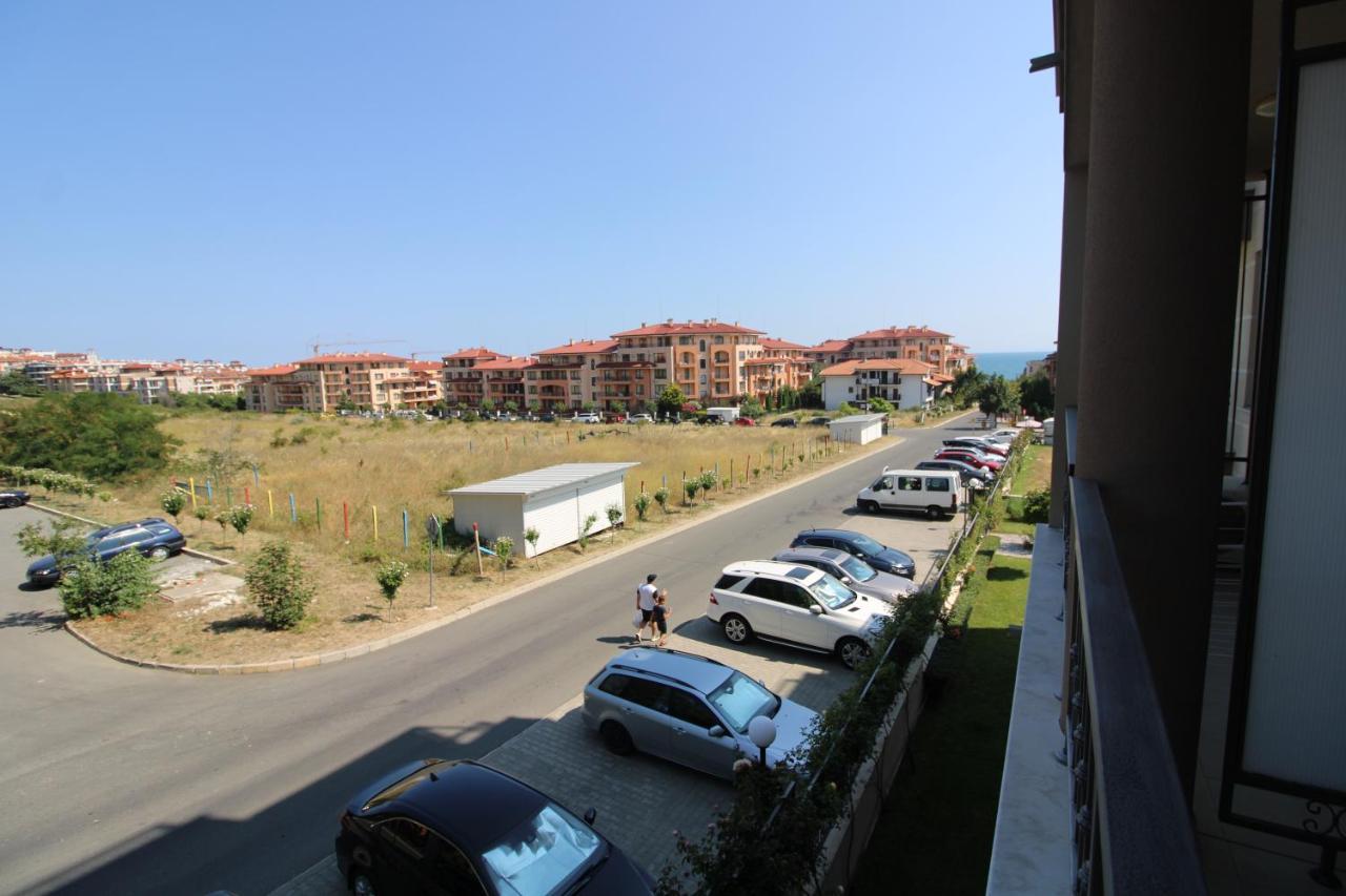 Sorrento - Menada Apartments Свети-Влас Экстерьер фото