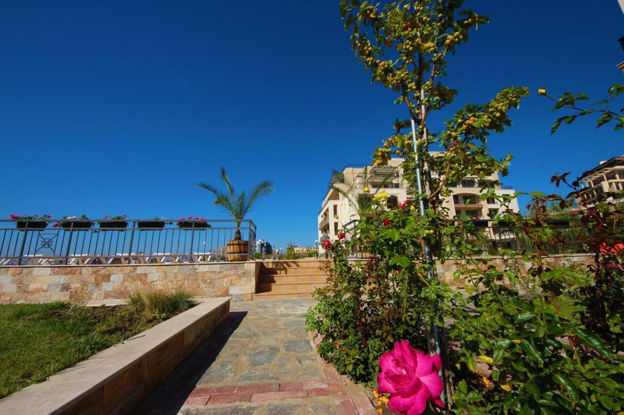 Sorrento - Menada Apartments Свети-Влас Экстерьер фото