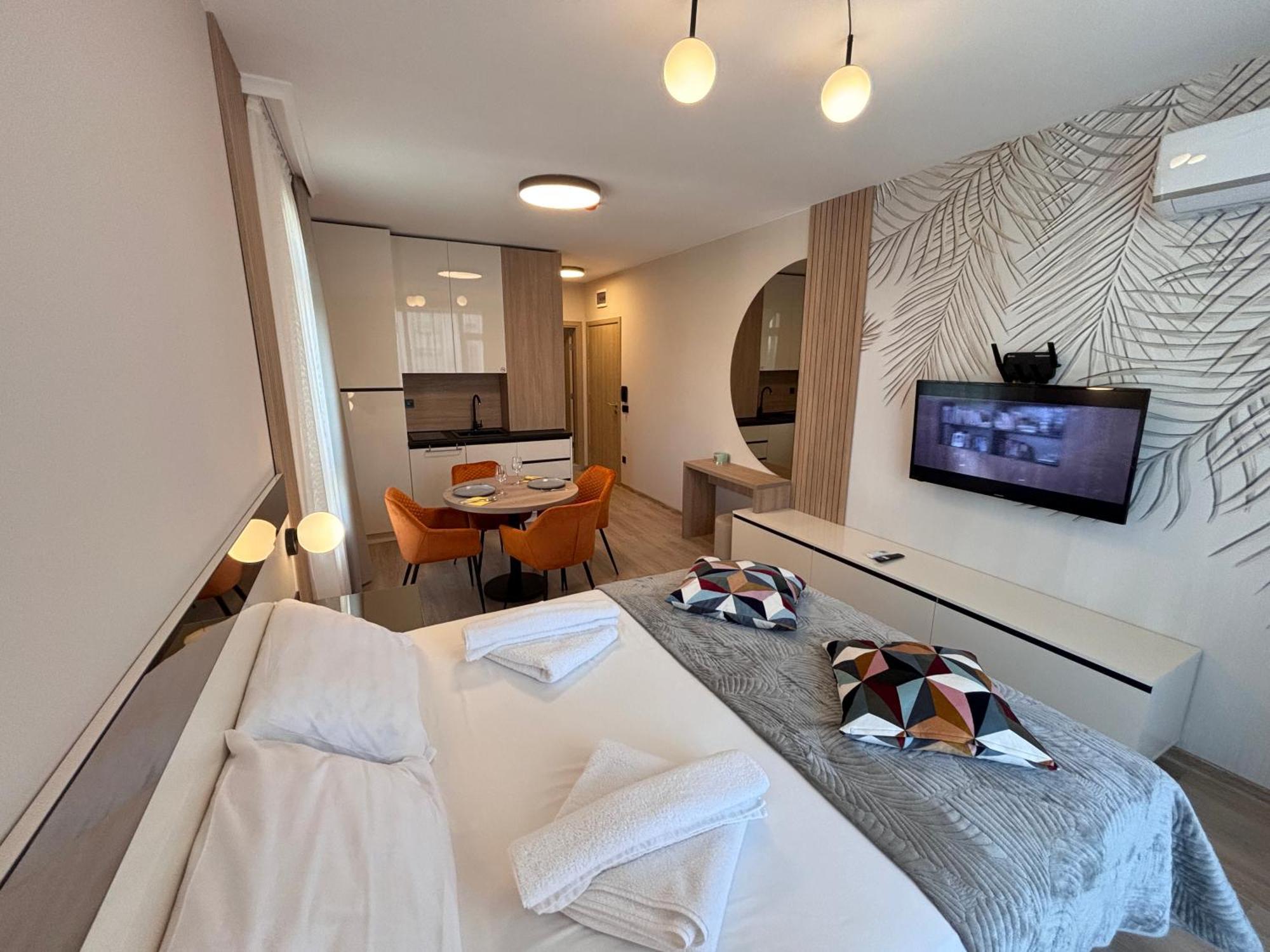 Sorrento - Menada Apartments Свети-Влас Экстерьер фото